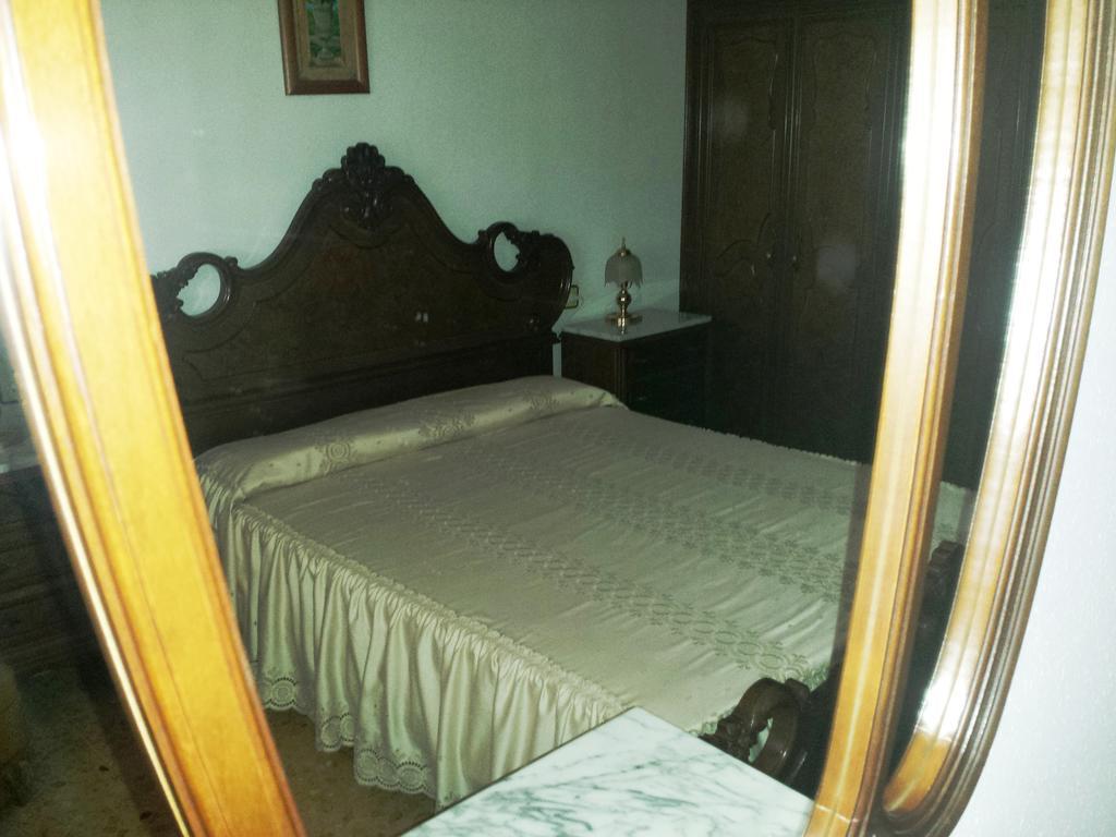 Hostal Rural Casa Castro Alberuela de la Liena Rom bilde