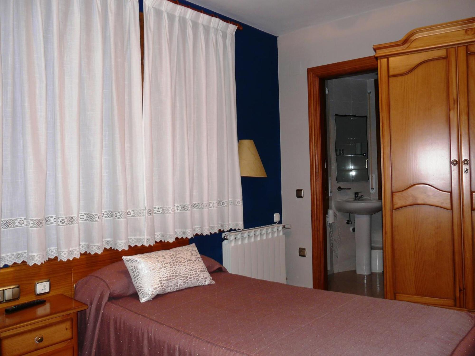 Hostal Rural Casa Castro Alberuela de la Liena Rom bilde