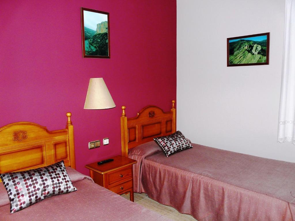 Hostal Rural Casa Castro Alberuela de la Liena Eksteriør bilde